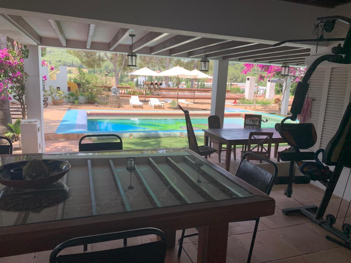 Ibiza Paradise Bed & Breakfast Santa Eularia des Riu Bagian luar foto