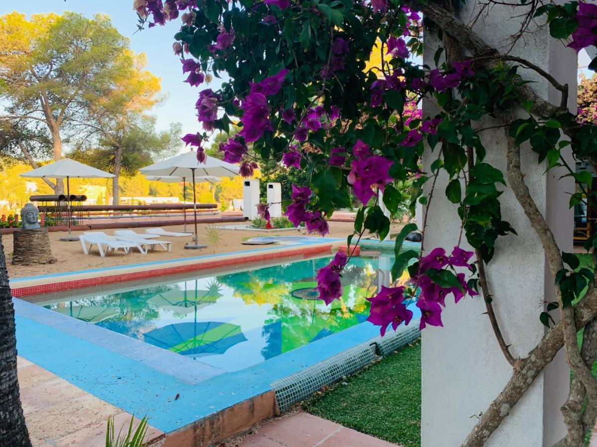 Ibiza Paradise Bed & Breakfast Santa Eularia des Riu Bagian luar foto