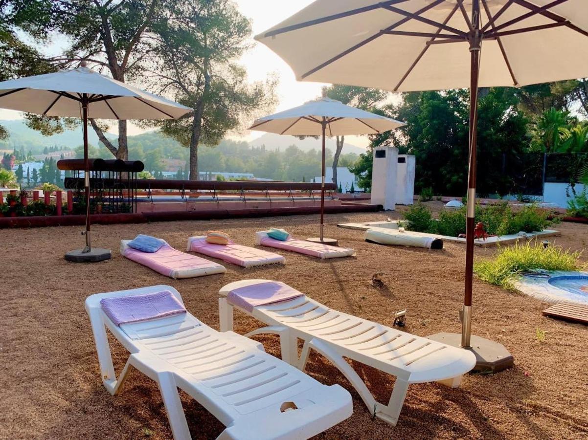 Ibiza Paradise Bed & Breakfast Santa Eularia des Riu Bagian luar foto
