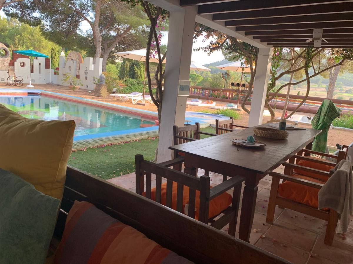 Ibiza Paradise Bed & Breakfast Santa Eularia des Riu Bagian luar foto