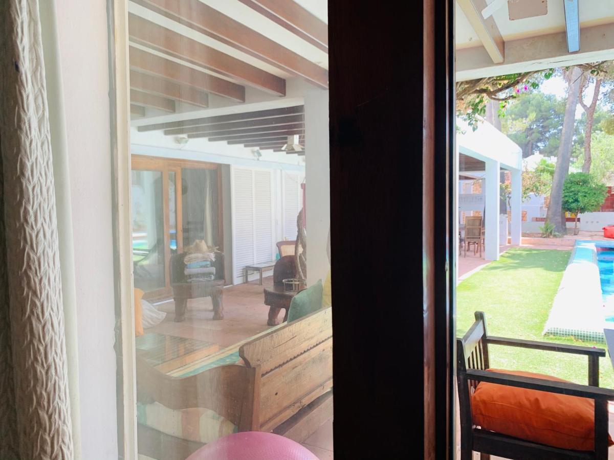 Ibiza Paradise Bed & Breakfast Santa Eularia des Riu Bagian luar foto